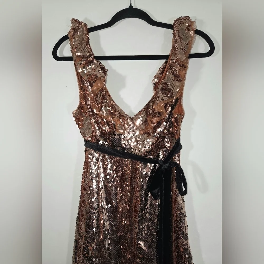 FREE PEOPLE SEQUIN SIREN MINI DRESS.